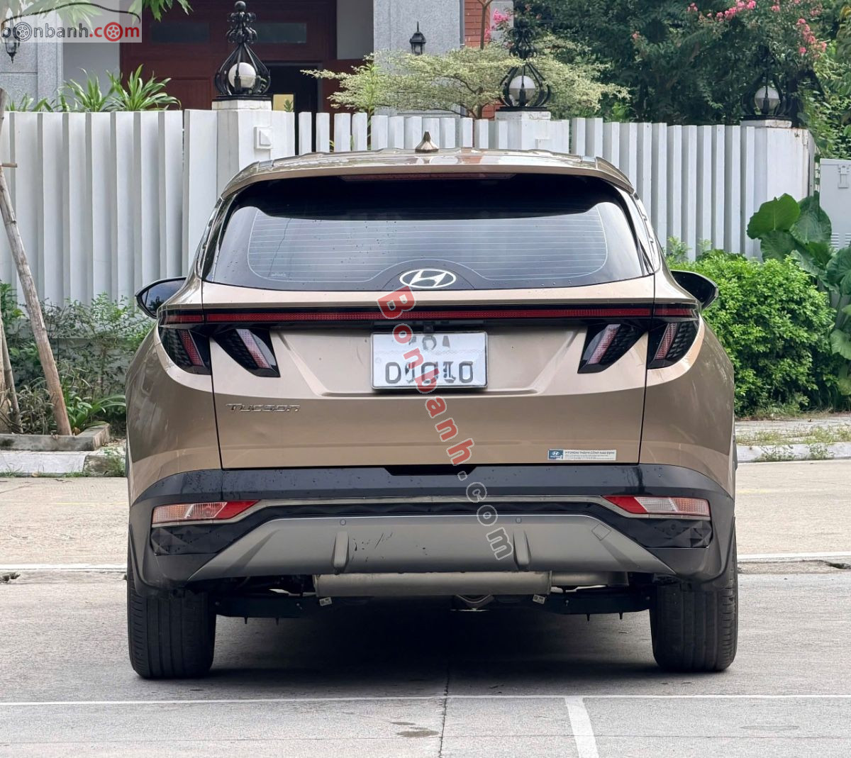 Bán ô tô Hyundai Tucson 2.0 AT Đặc biệt - 2024 - xe cũ