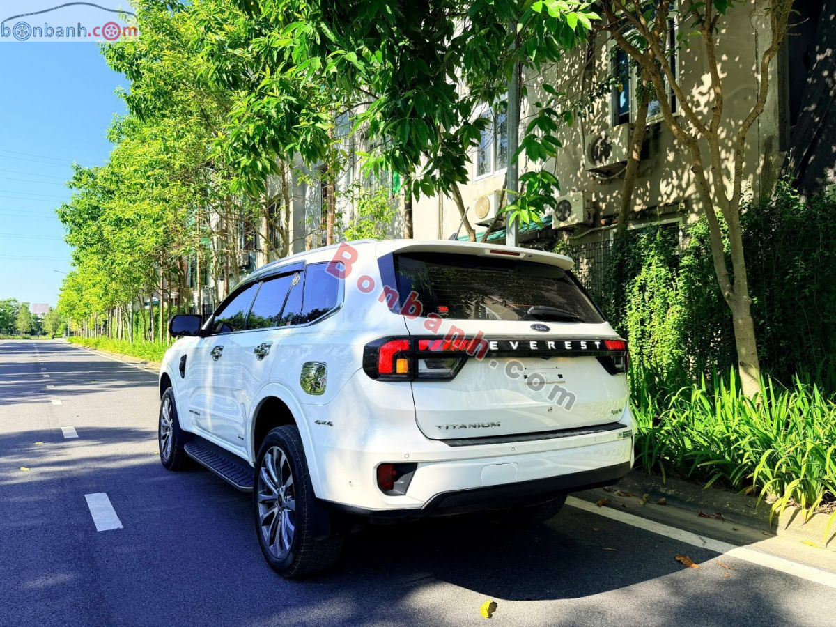 Bán ô tô Ford Everest Titanium Plus 2.0L 4x4 AT - 2024 - xe cũ