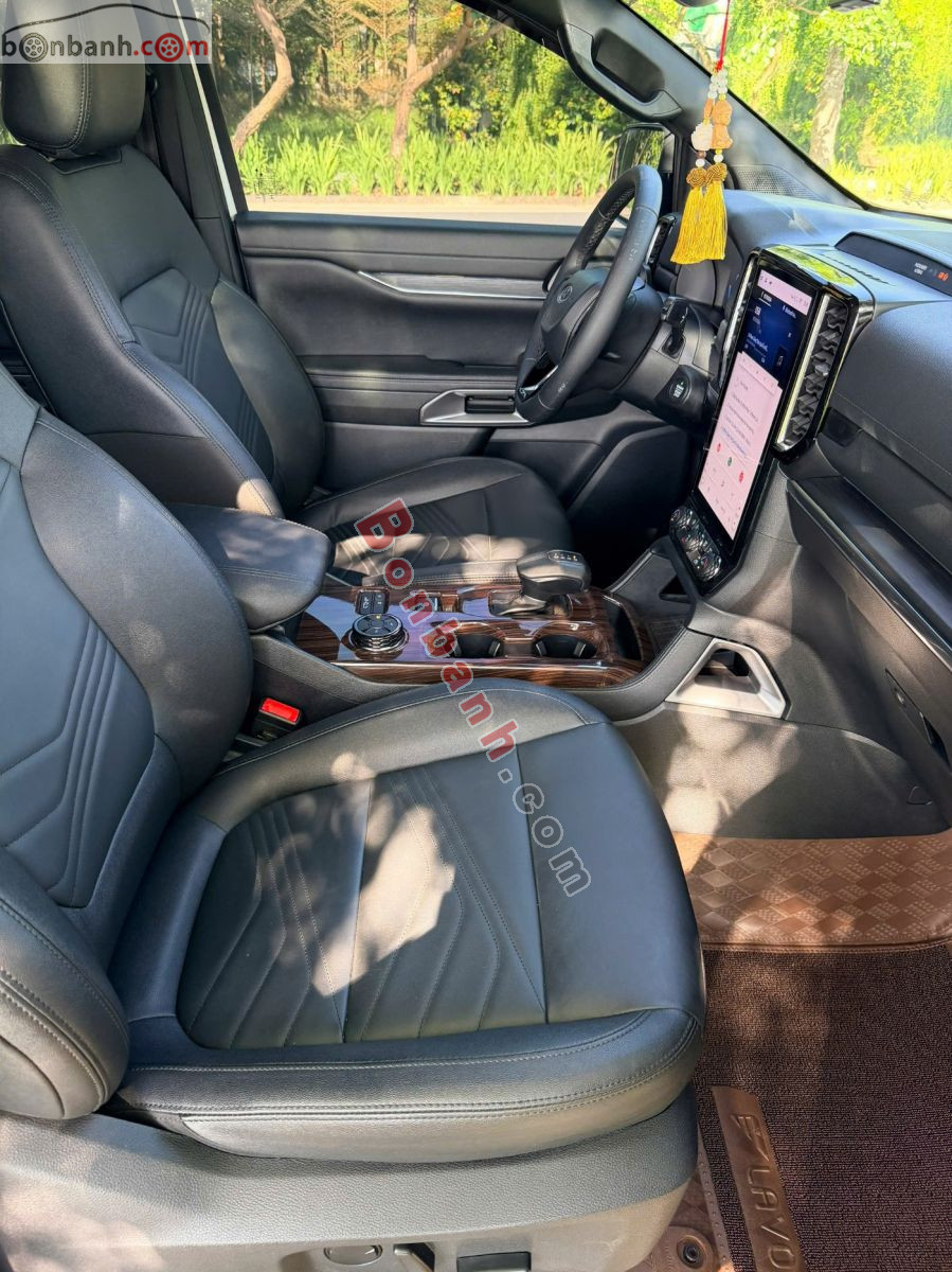 Bán ô tô Ford Everest Titanium Plus 2.0L 4x4 AT - 2024 - xe cũ