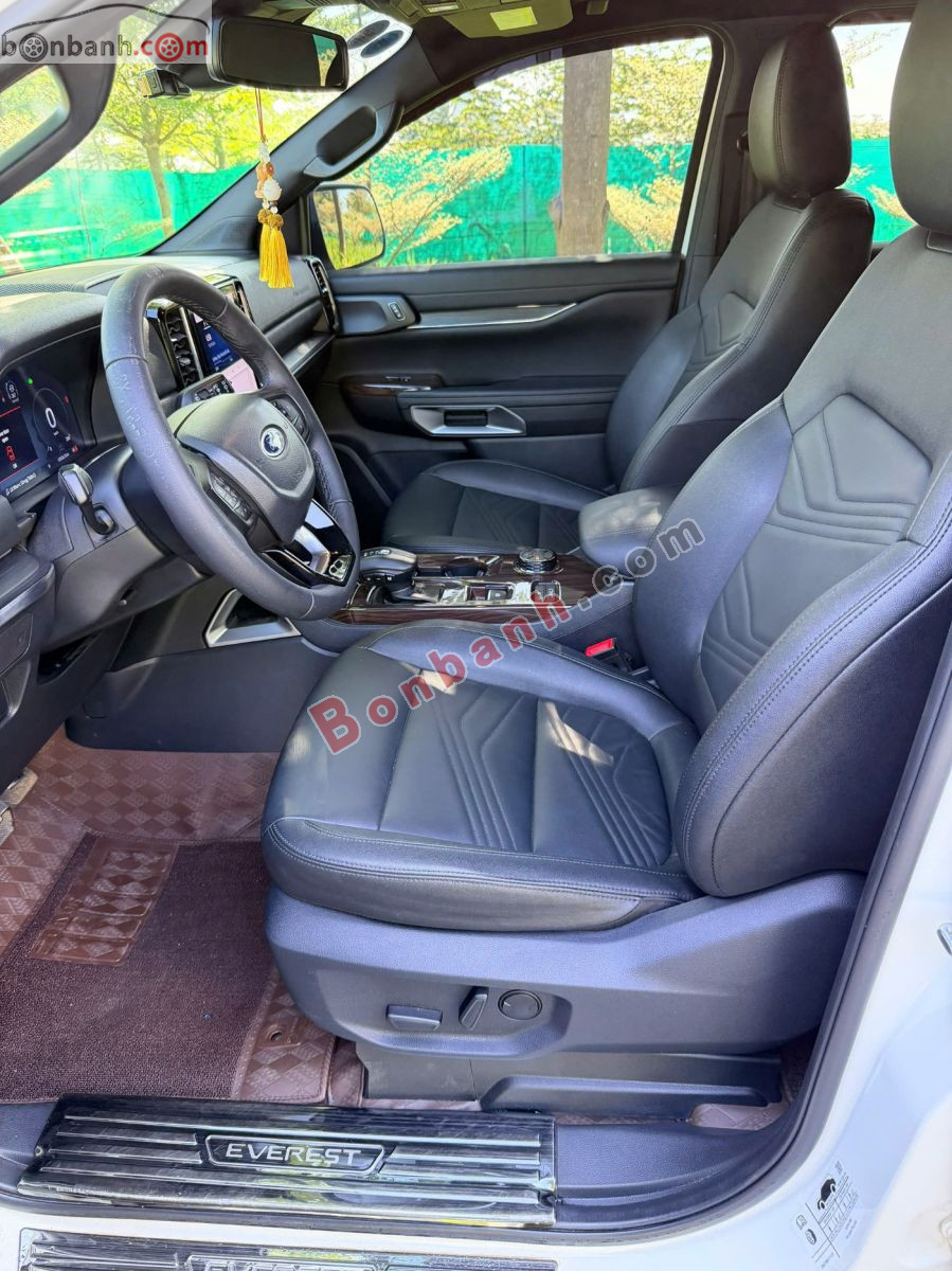 Bán ô tô Ford Everest Titanium Plus 2.0L 4x4 AT - 2024 - xe cũ