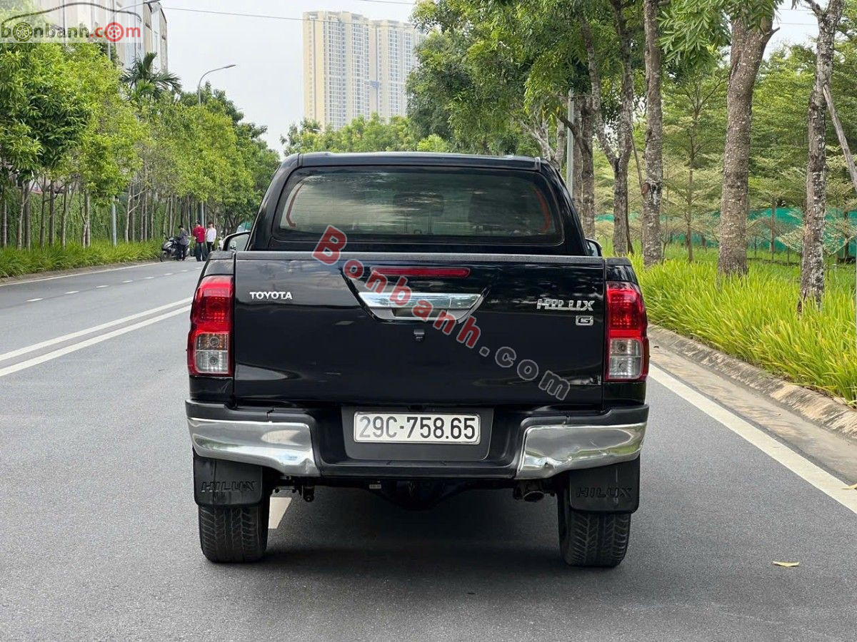 Bán ô tô Toyota Hilux 2.8G 4x4 AT - 2016 - xe cũ
