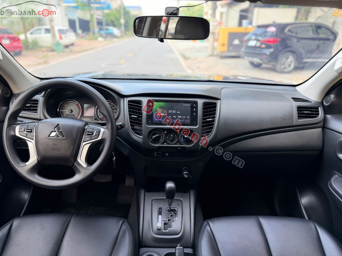 Bán ô tô Mitsubishi Triton 4x2 AT - 2023 - xe cũ