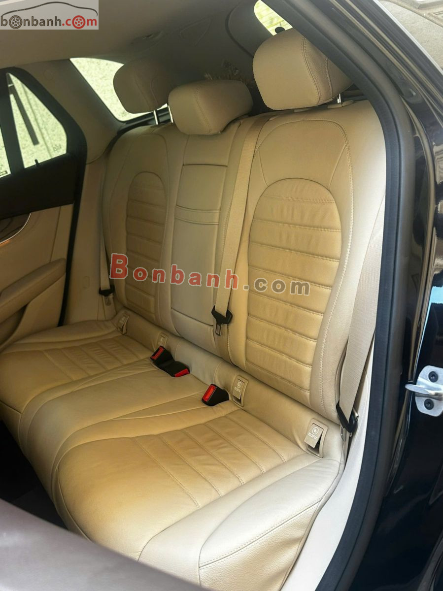 Bán ô tô Mercedes Benz GLC 200 4Matic - 2021 - xe cũ