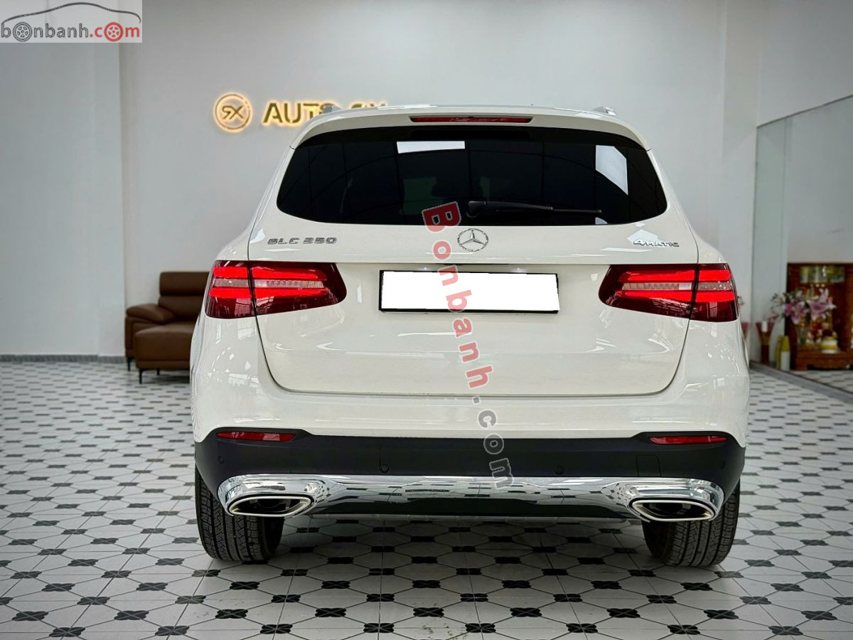 Bán ô tô Mercedes Benz GLC 250 4Matic - 2017 - xe cũ