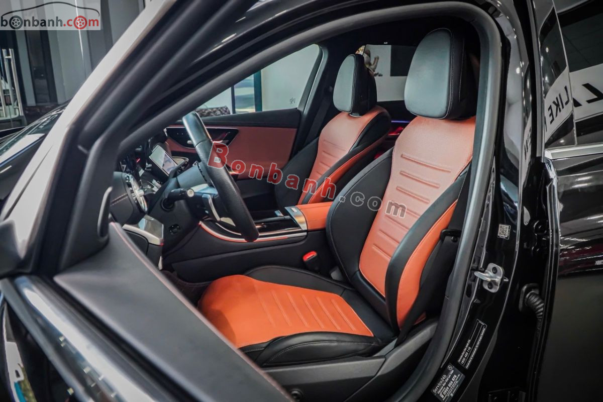Bán ô tô Mercedes Benz C class C300 AMG - 2022 - xe cũ