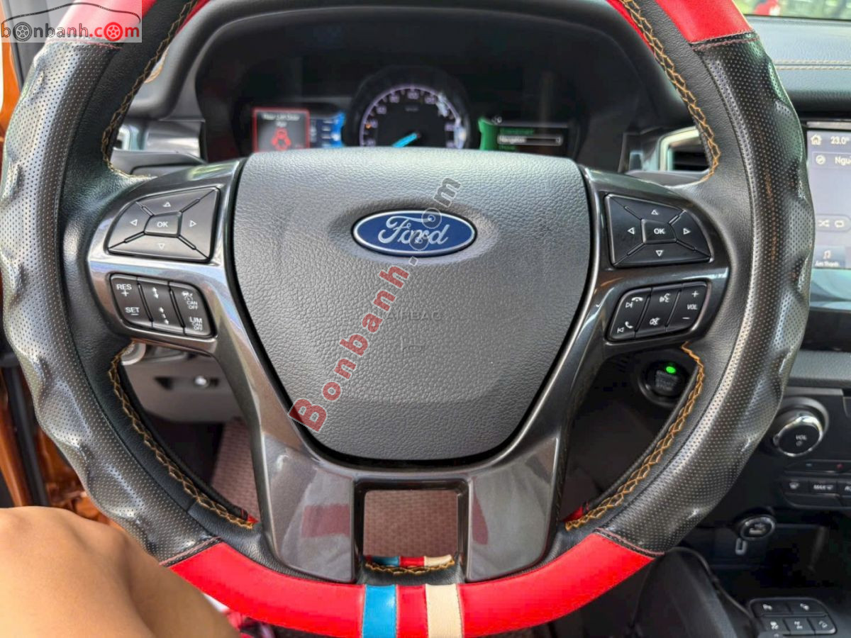 Bán ô tô Ford Ranger Wildtrak 2.0L 4x4 AT - 2019 - xe cũ