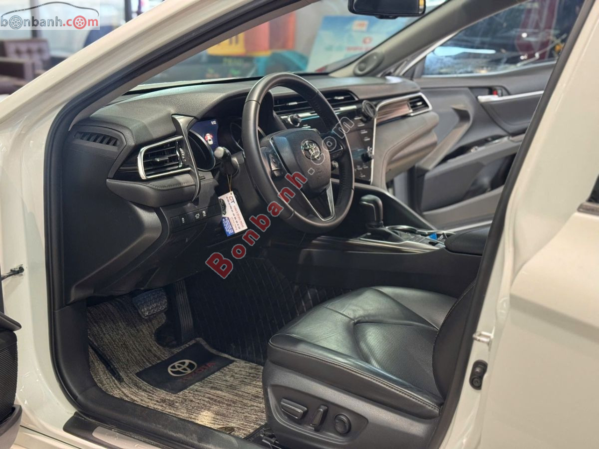 Bán ô tô Toyota Camry 2.5Q - 2020 - xe cũ