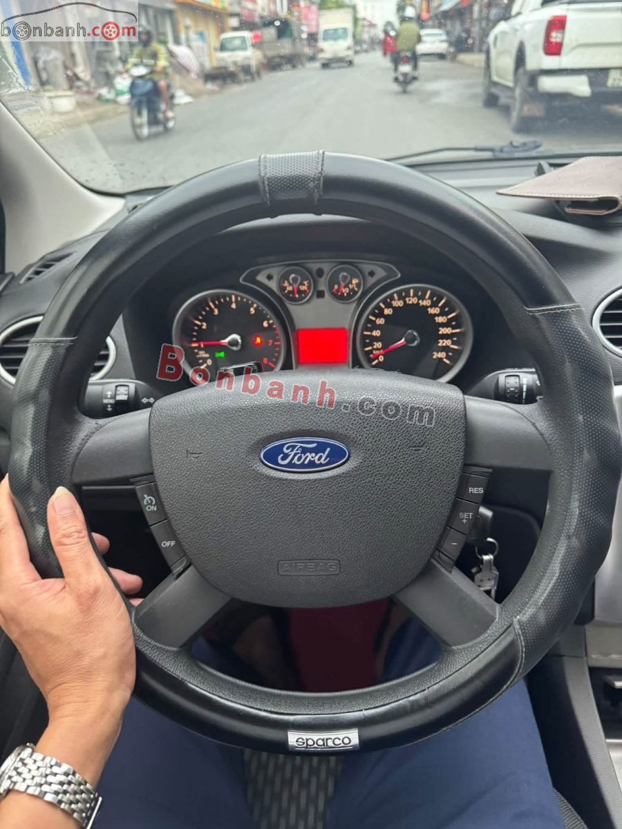 Bán ô tô Ford Focus 1.8 AT - 2010 - xe cũ