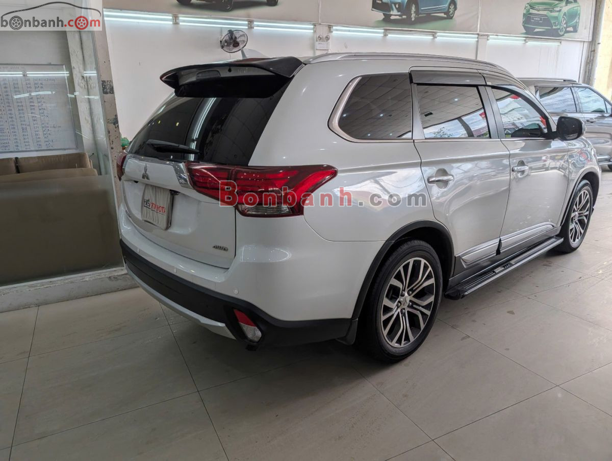 Bán ô tô Mitsubishi Outlander 2.4 CVT Premium - 2019 - xe cũ