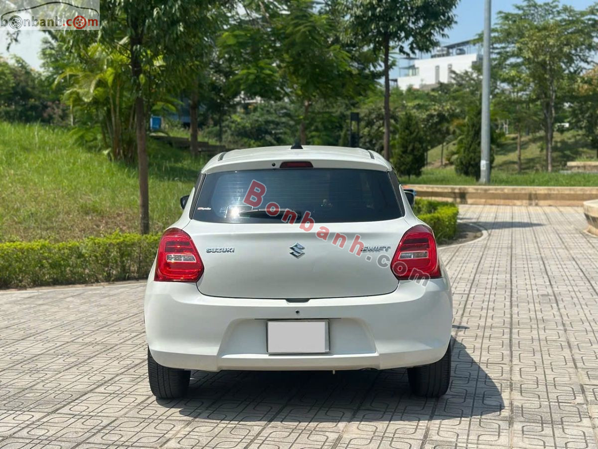 Bán ô tô Suzuki Swift GLX 1.2 AT - 2019 - xe cũ