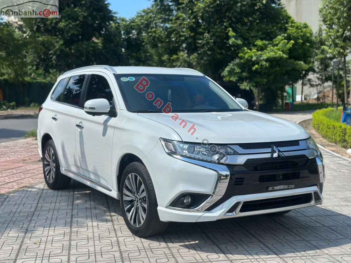 Bán ô tô Mitsubishi Outlander 2.0 CVT - 2022 - xe cũ