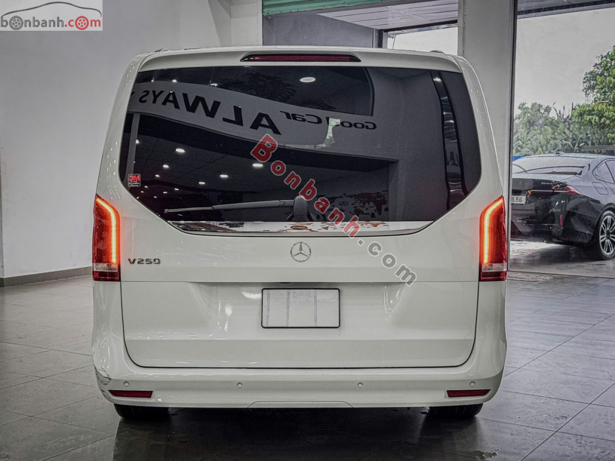 Bán ô tô Mercedes Benz V class V250 AMG - 2023 - xe cũ