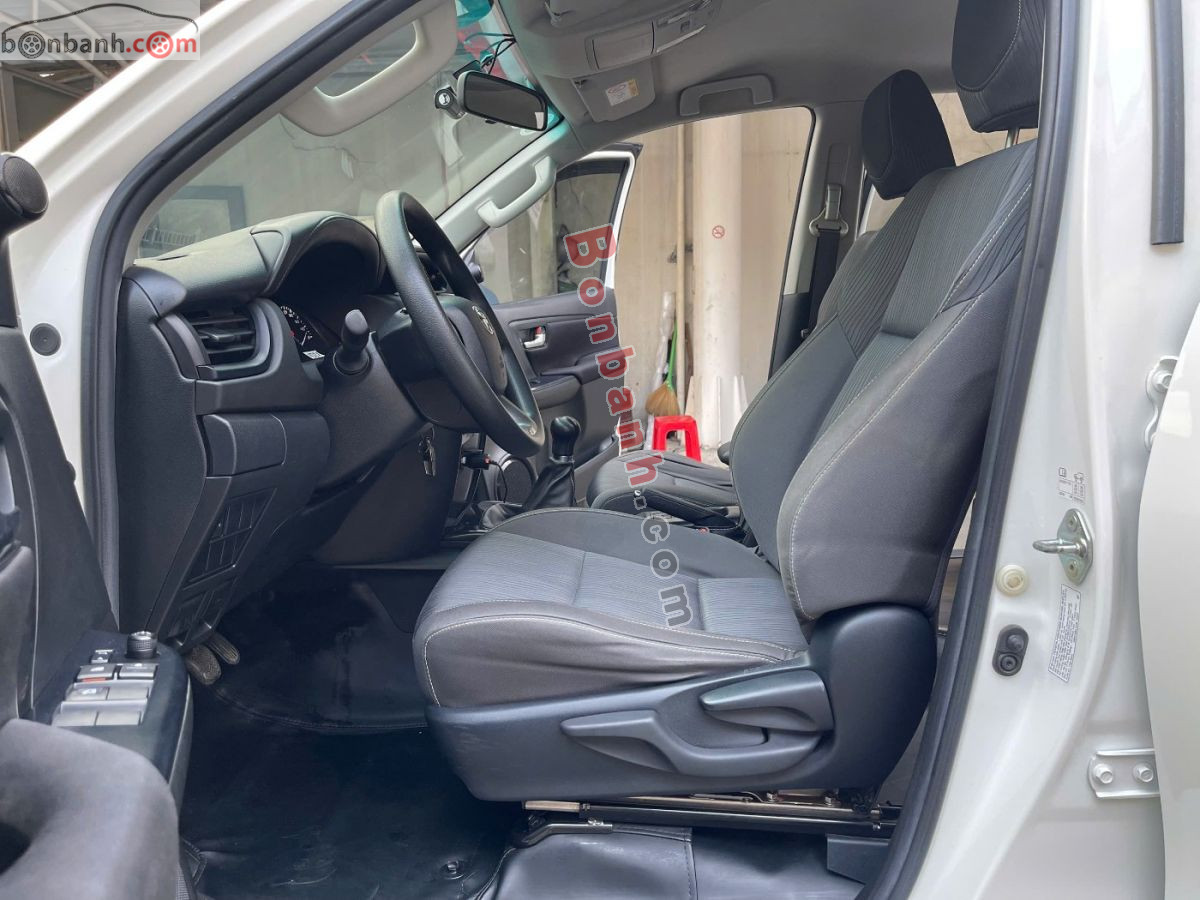 Bán ô tô Toyota Fortuner 2.4L 4x2 MT - 2022 - xe cũ