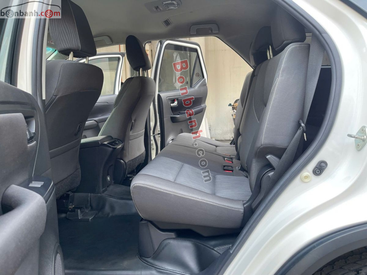 Bán ô tô Toyota Fortuner 2.4L 4x2 MT - 2022 - xe cũ