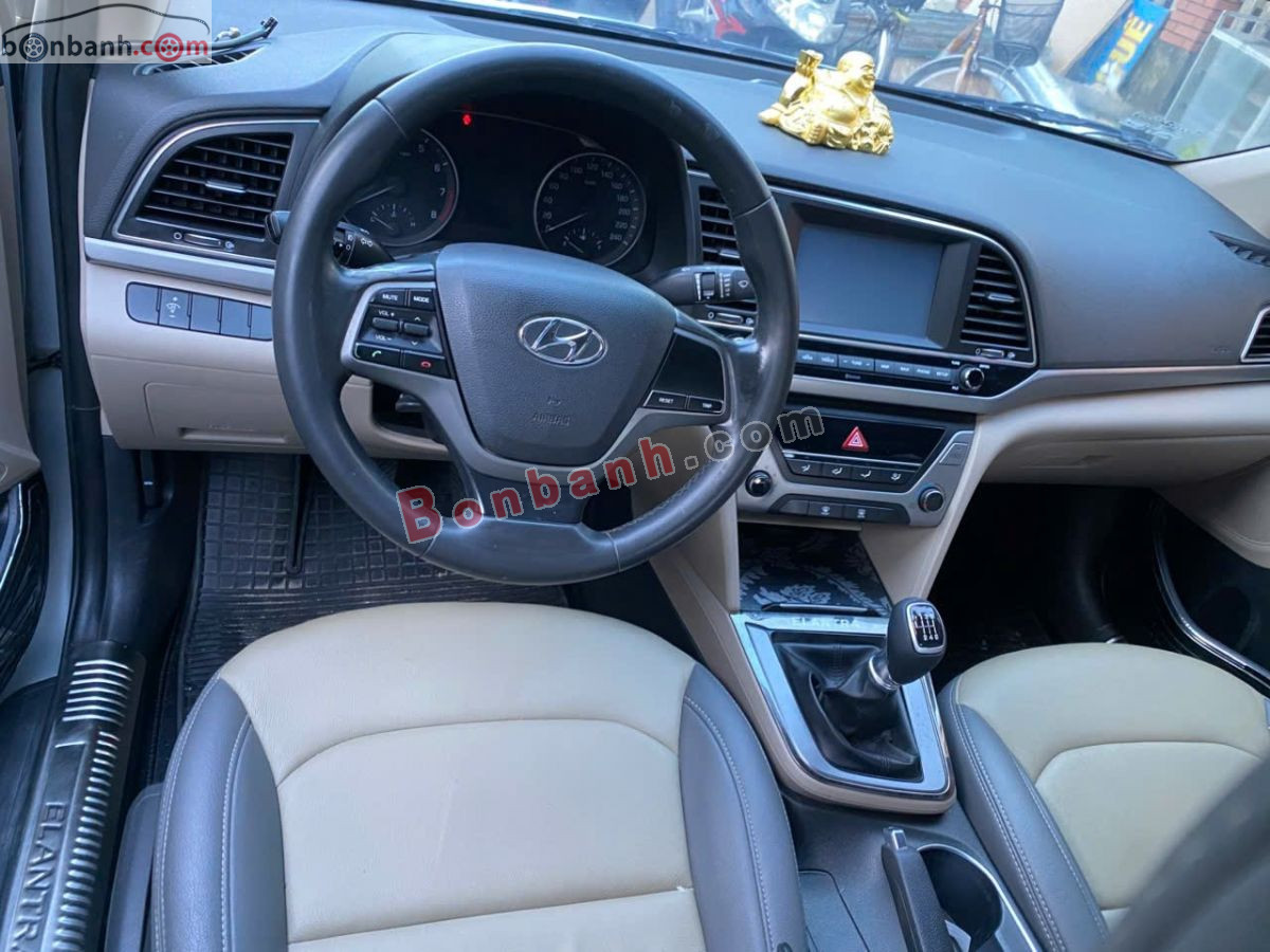 Bán ô tô Hyundai Elantra 1.6 MT - 2018 - xe cũ