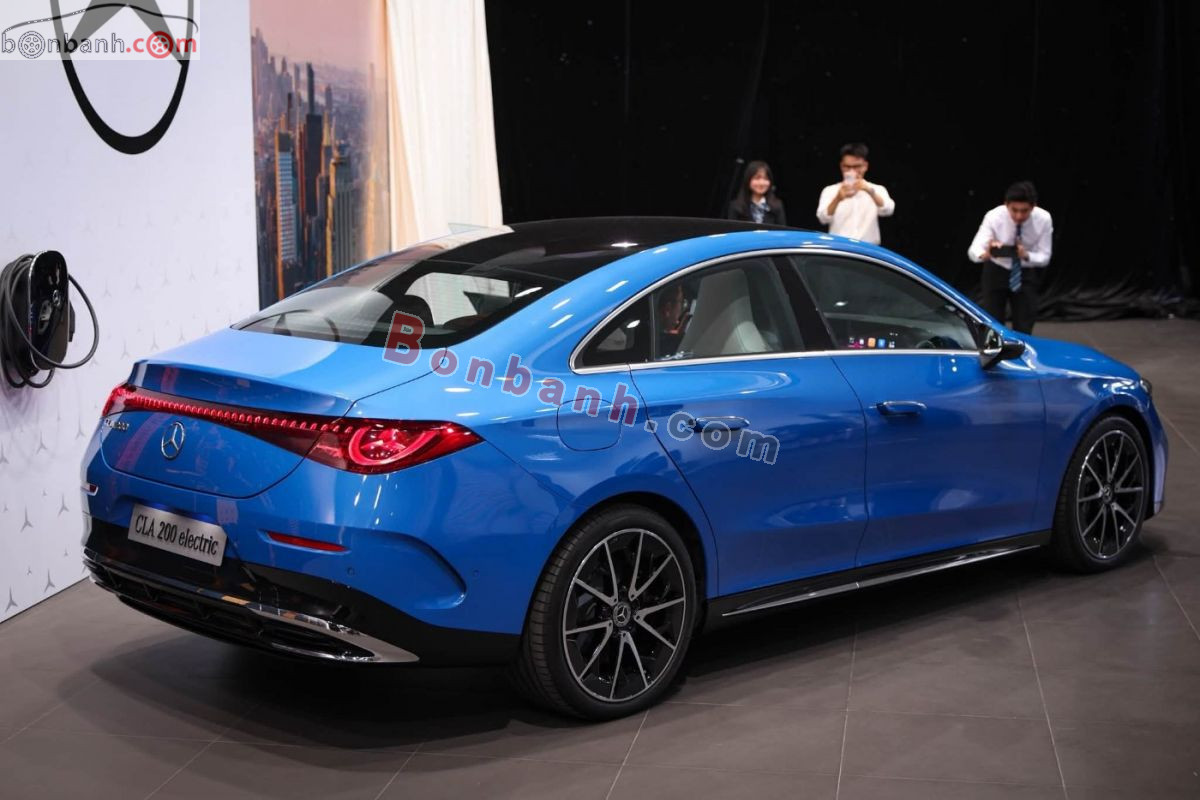 Bán ô tô Mercedes Benz CLA class 200 EV - 2026 - xe mới