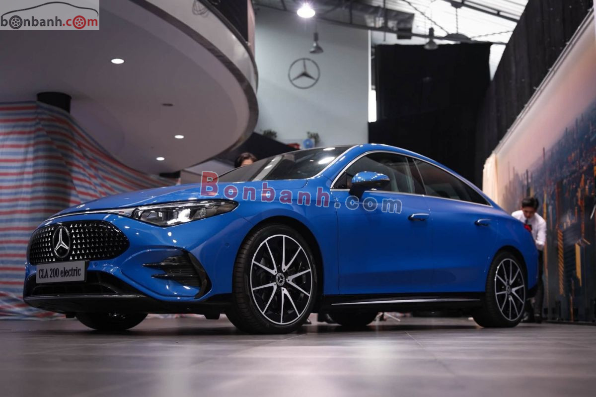Bán ô tô Mercedes Benz CLA class 200 EV - 2026 - xe mới