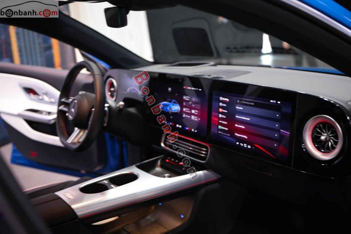 Bán ô tô Mercedes Benz CLA class 200 EV - 2026 - xe mới