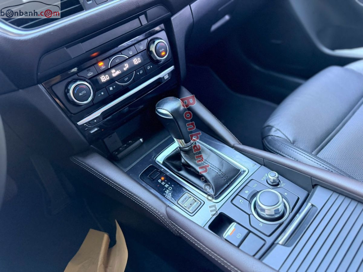 Bán ô tô Mazda 6 Premium 2.0 AT - 2019 - xe cũ