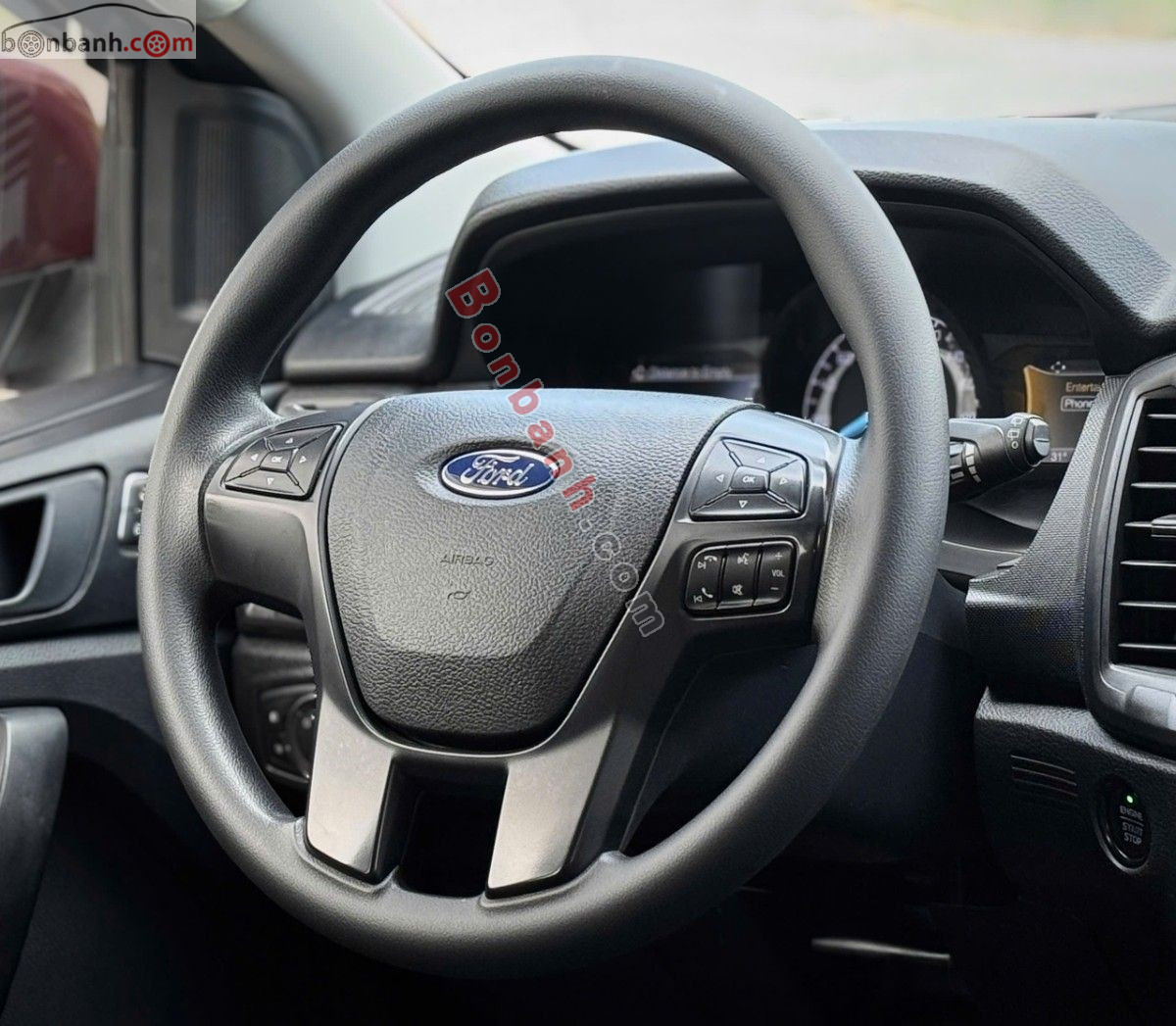 Bán ô tô Ford Everest Ambiente 2.0 4x2 AT - 2019 - xe cũ