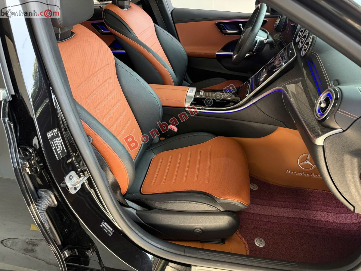 Bán ô tô Mercedes Benz C class C300 AMG - 2025 - xe cũ