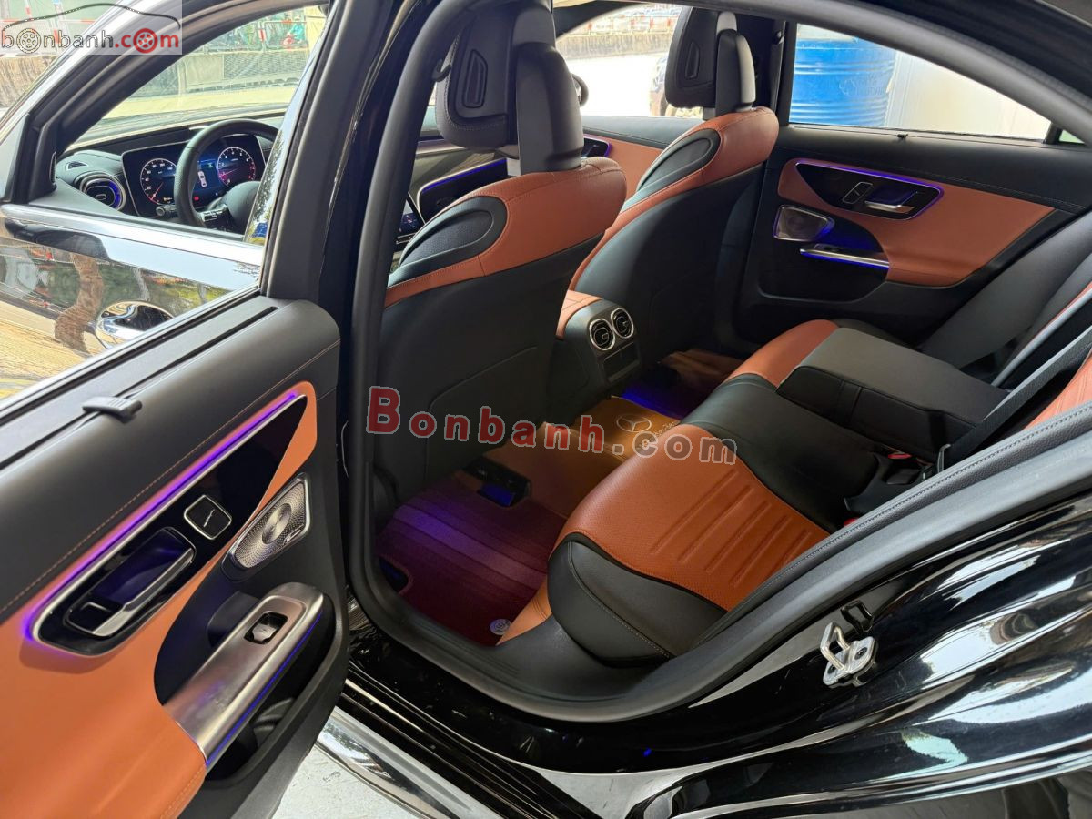 Bán ô tô Mercedes Benz C class C300 AMG - 2025 - xe cũ