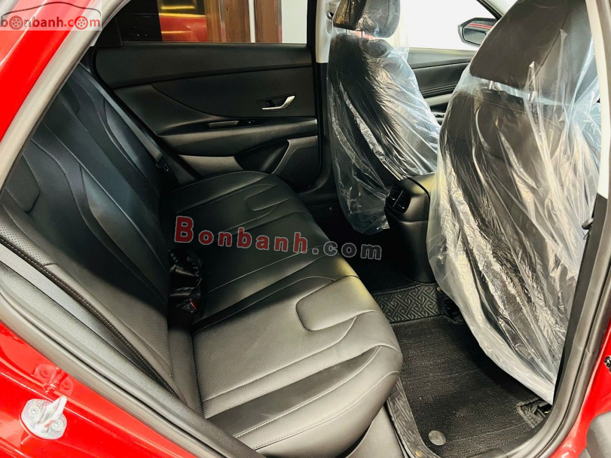 Bán ô tô Hyundai Elantra 1.6 AT Đặc biệt - 2025 - xe cũ
