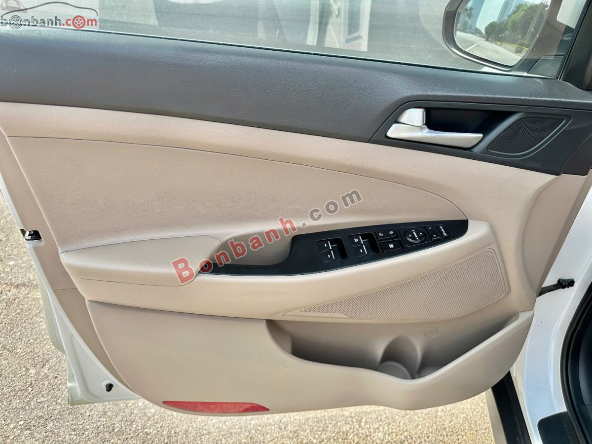 Bán ô tô Hyundai Tucson 2.0 AT Tiêu chuẩn - 2021 - xe cũ