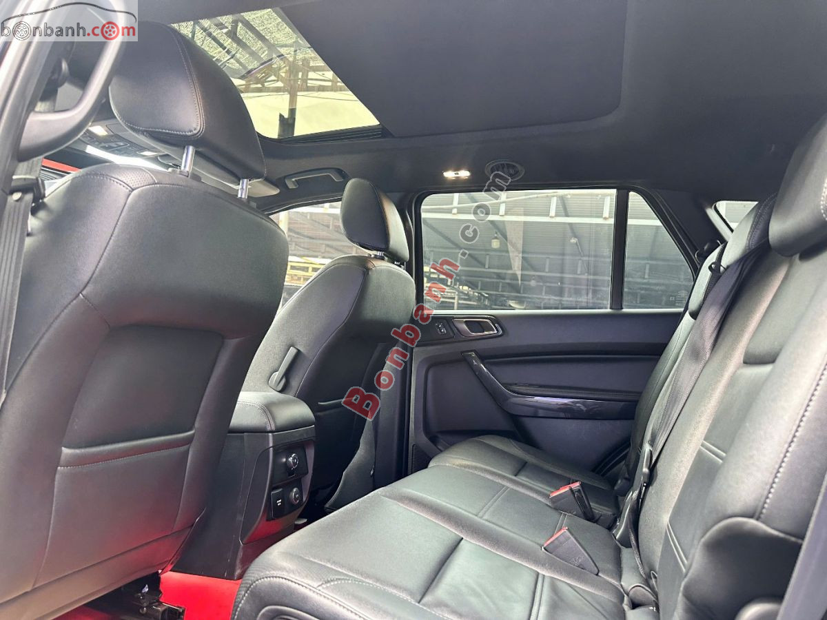 Bán ô tô Ford Everest Titanium 2.0L 4x4 AT - 2021 - xe cũ