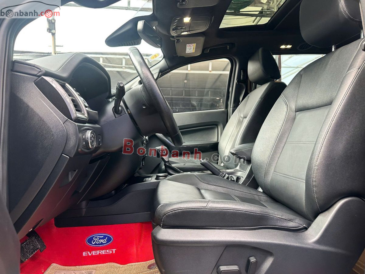 Bán ô tô Ford Everest Titanium 2.0L 4x4 AT - 2021 - xe cũ