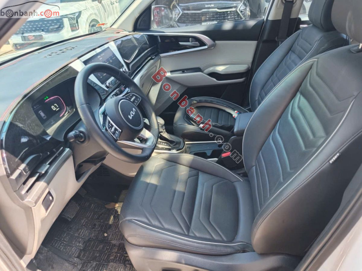 Bán ô tô Kia Carens 1.4T Signature 7S - 2024 - xe cũ