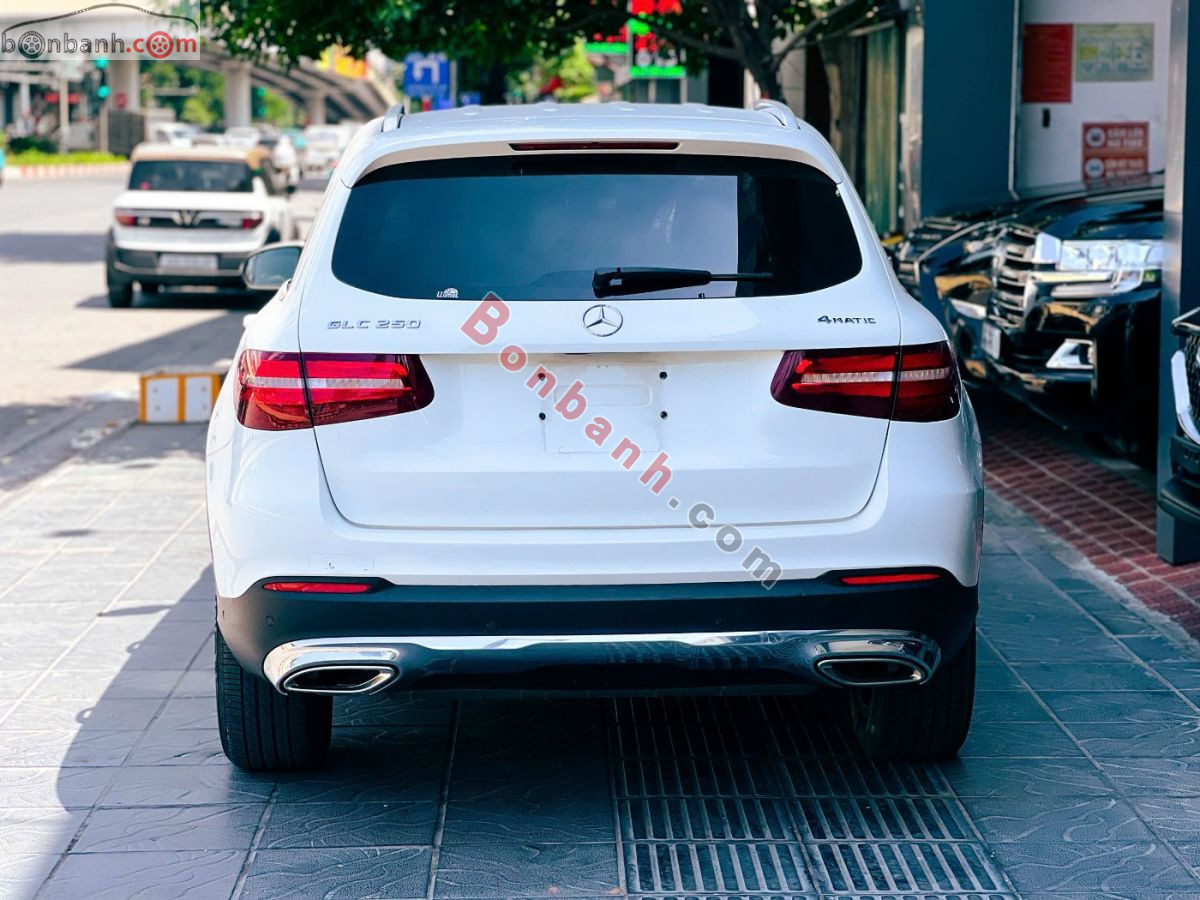 Bán ô tô Mercedes Benz GLC 250 4Matic - 2017 - xe cũ
