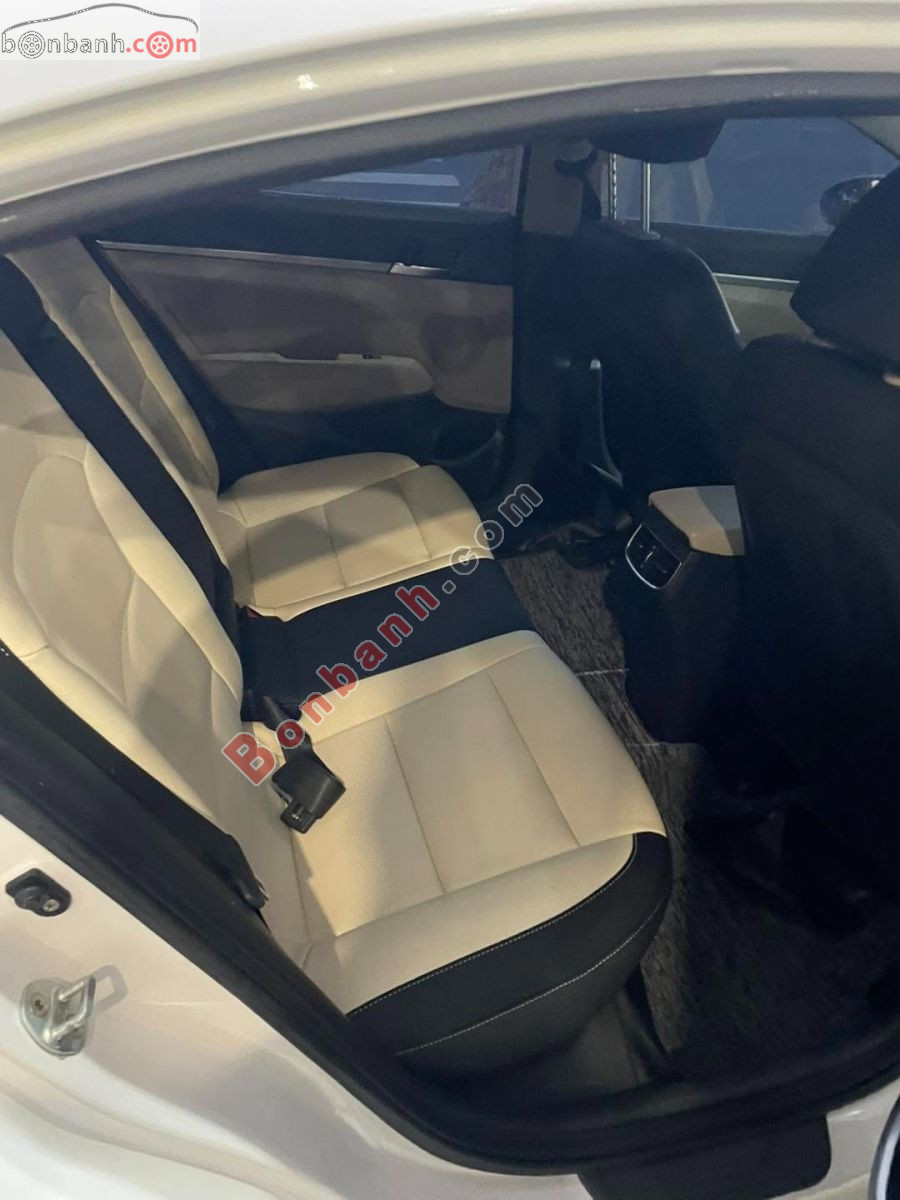 Bán ô tô Hyundai Elantra 1.6 MT - 2019 - xe cũ