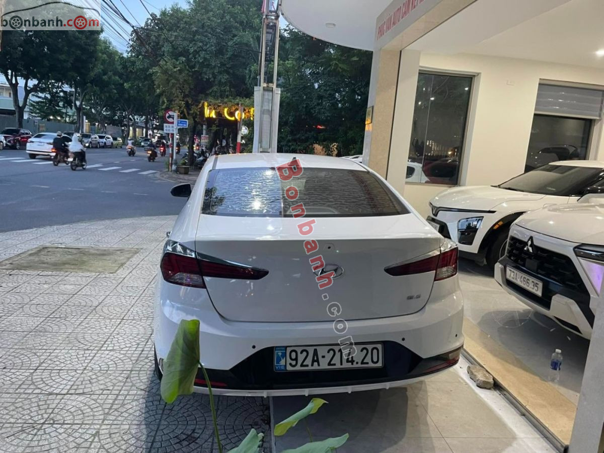 Bán ô tô Hyundai Elantra 1.6 MT - 2019 - xe cũ