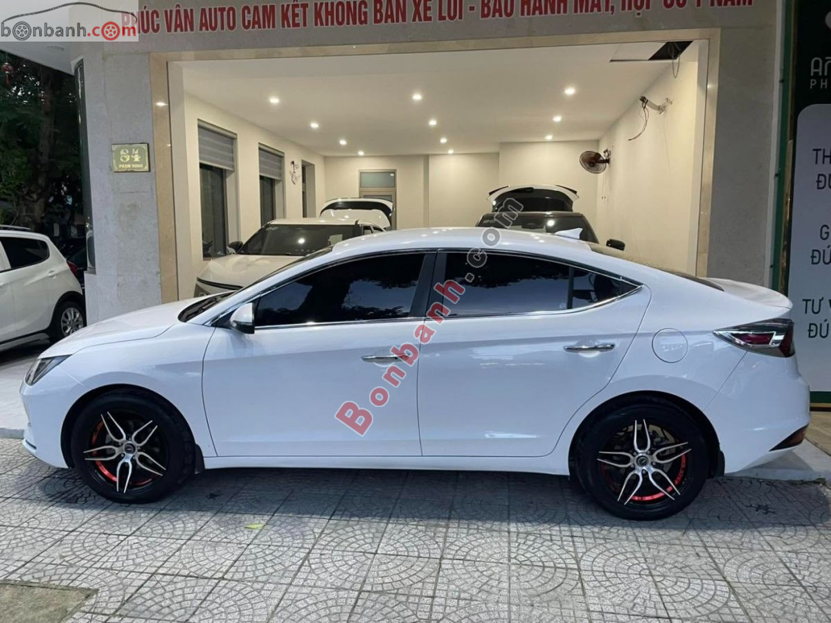 Bán ô tô Hyundai Elantra 1.6 MT - 2019 - xe cũ