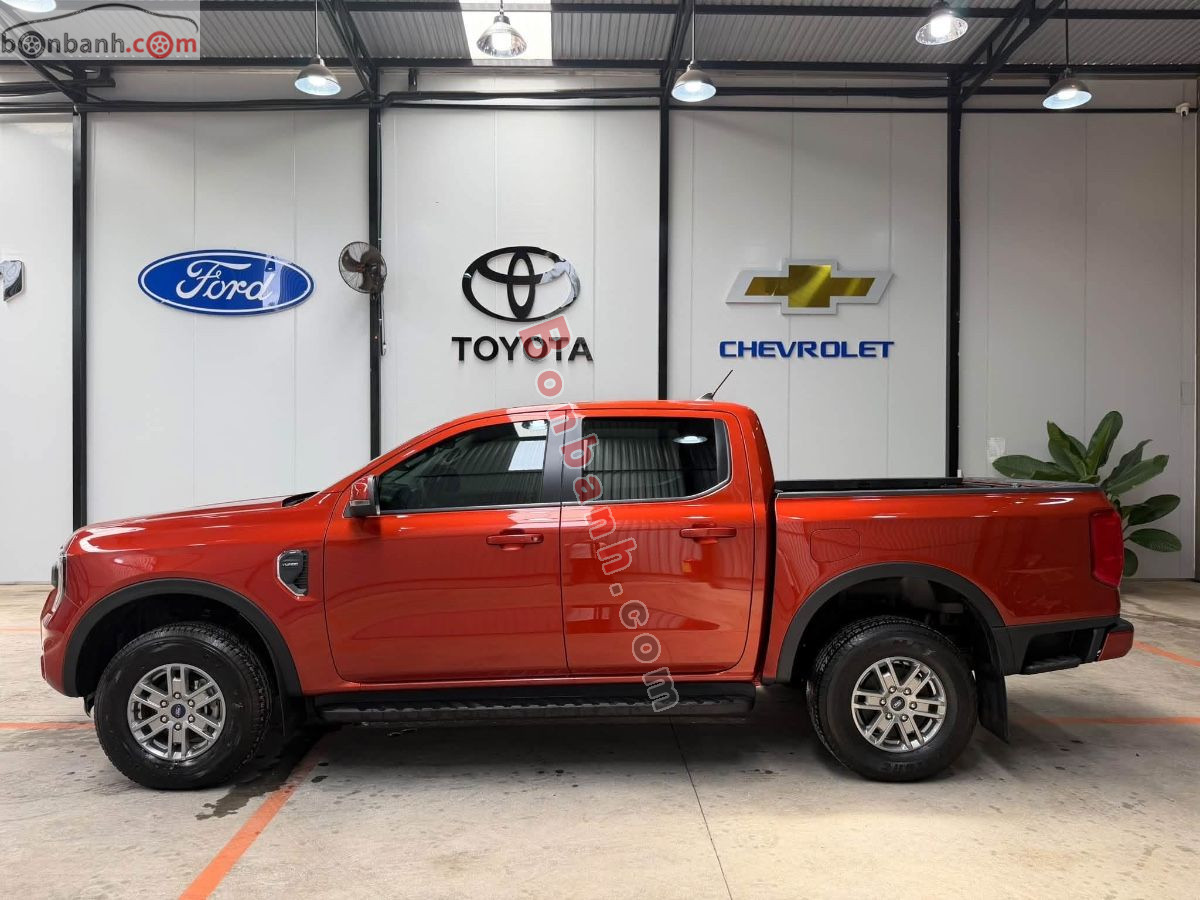 Bán ô tô Ford Ranger XLS 2.0L 4x4 AT - 2024 - xe cũ
