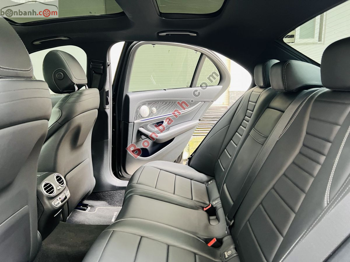 Bán ô tô Mercedes Benz E class E300 AMG - 2021 - xe cũ