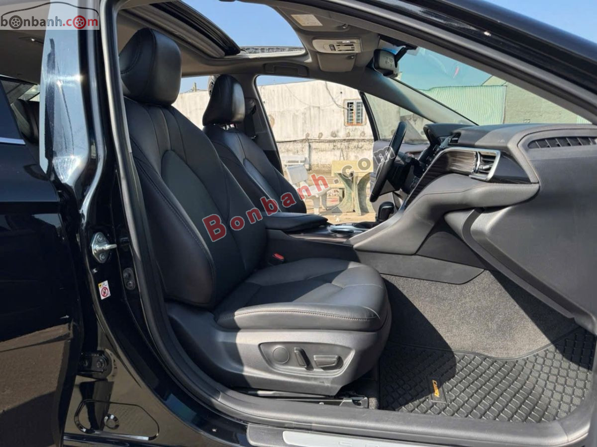 Bán ô tô Toyota Camry 2.5Q - 2021 - xe cũ