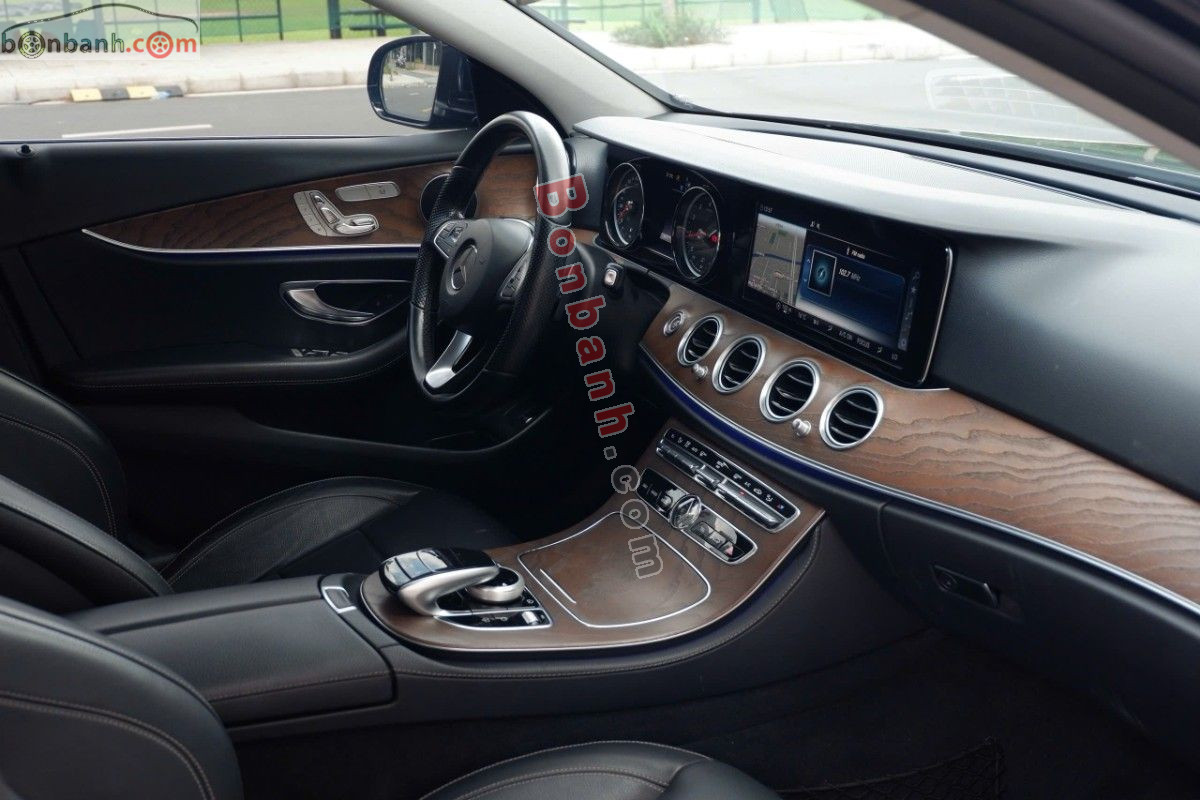 Bán ô tô Mercedes Benz E class E200 - 2018 - xe cũ