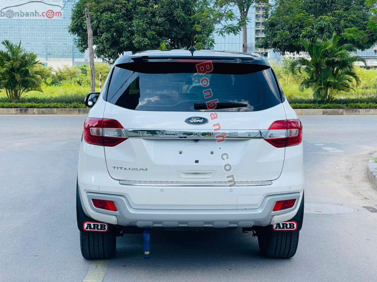 Bán ô tô Ford Everest Titanium 2.0L 4x2 AT - 2022 - xe cũ