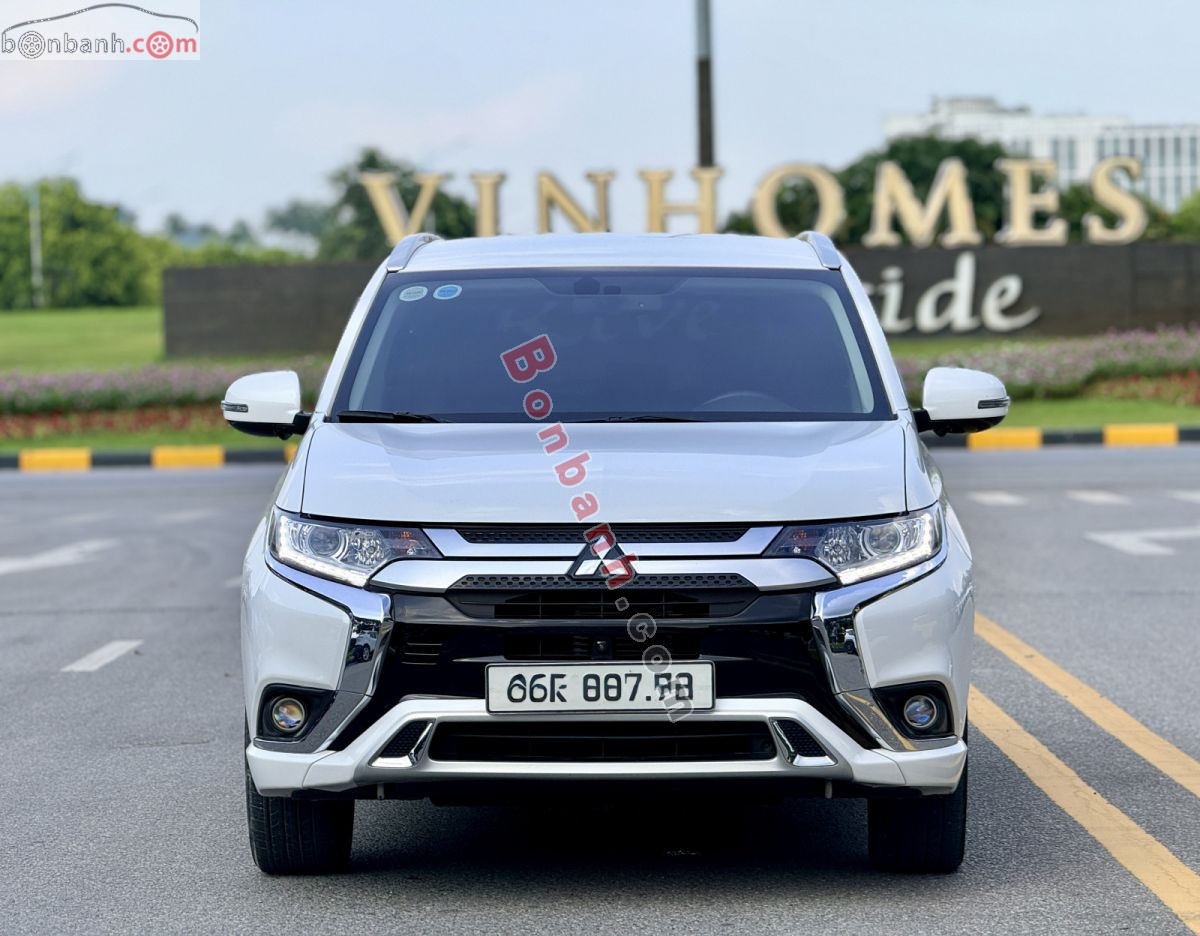 Bán ô tô Mitsubishi Outlander 2.0 CVT - 2023 - xe cũ