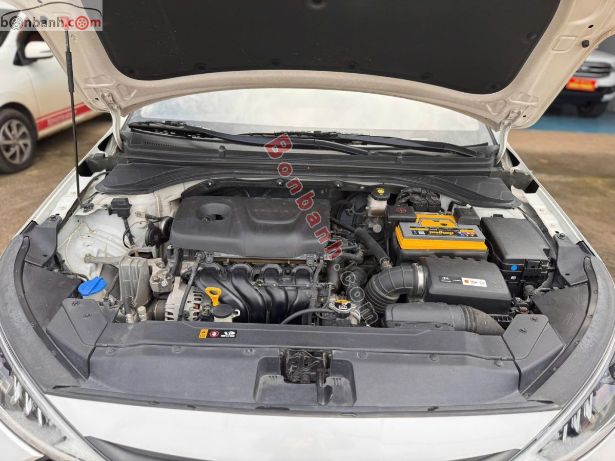 Bán ô tô Hyundai Elantra 1.6 MT - 2021 - xe cũ
