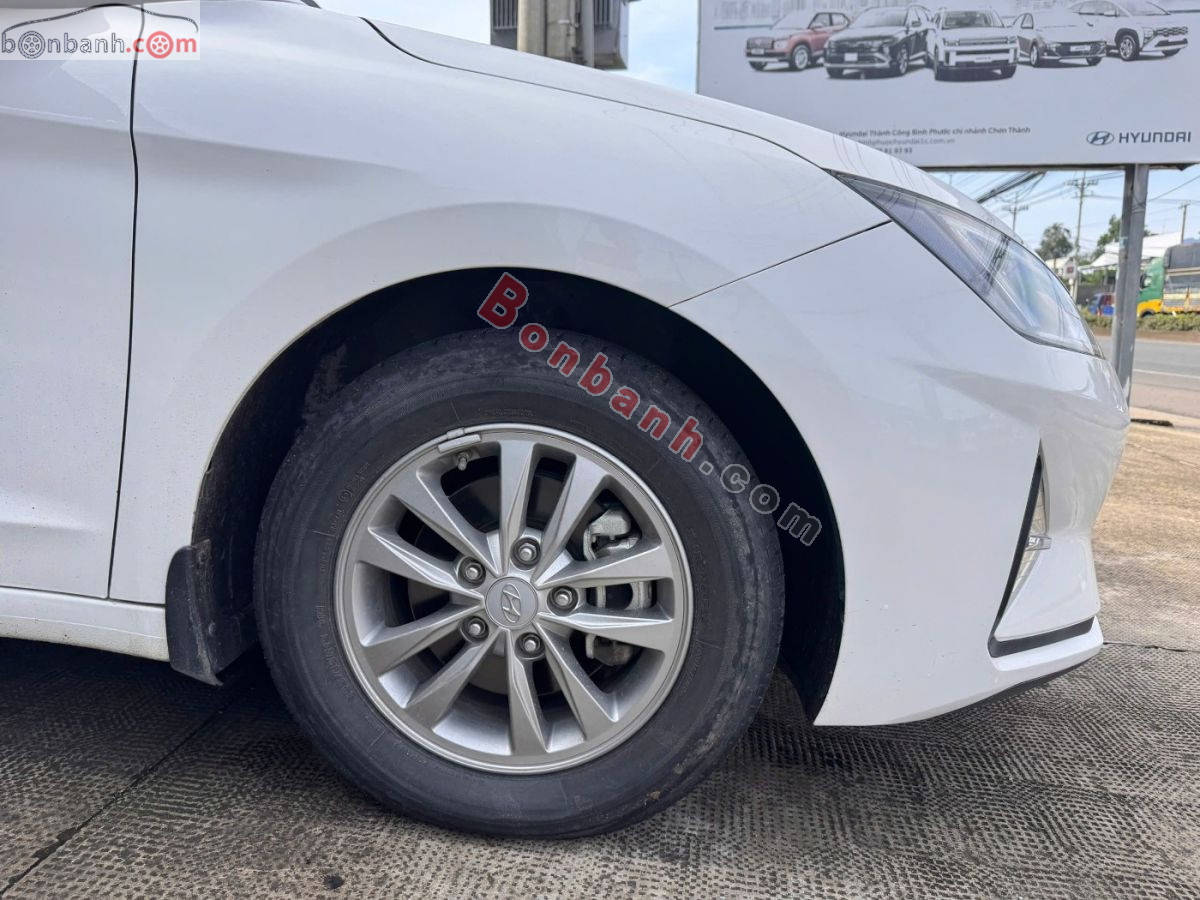 Bán ô tô Hyundai Elantra 1.6 MT - 2021 - xe cũ