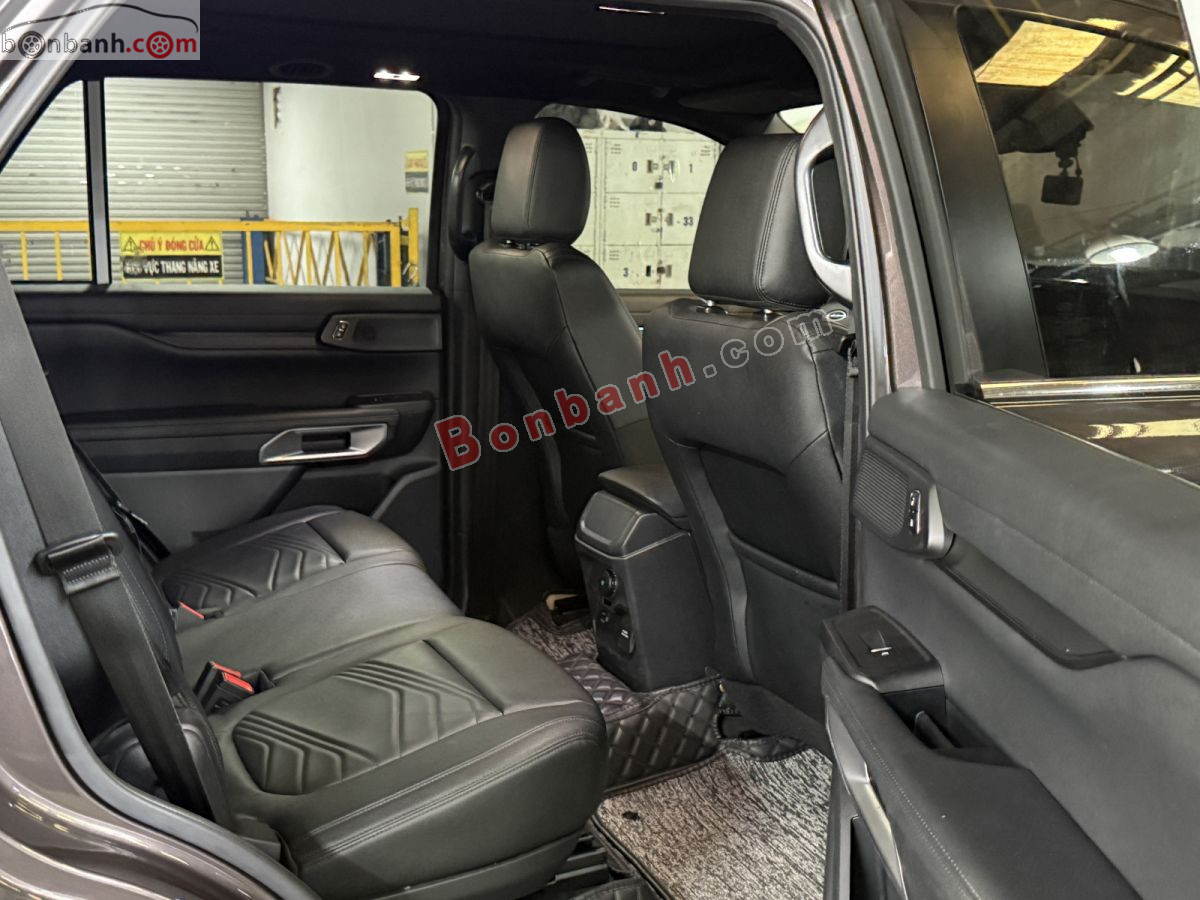 Bán ô tô Ford Everest Titanium Plus 2.0L 4x4 AT - 2022 - xe cũ