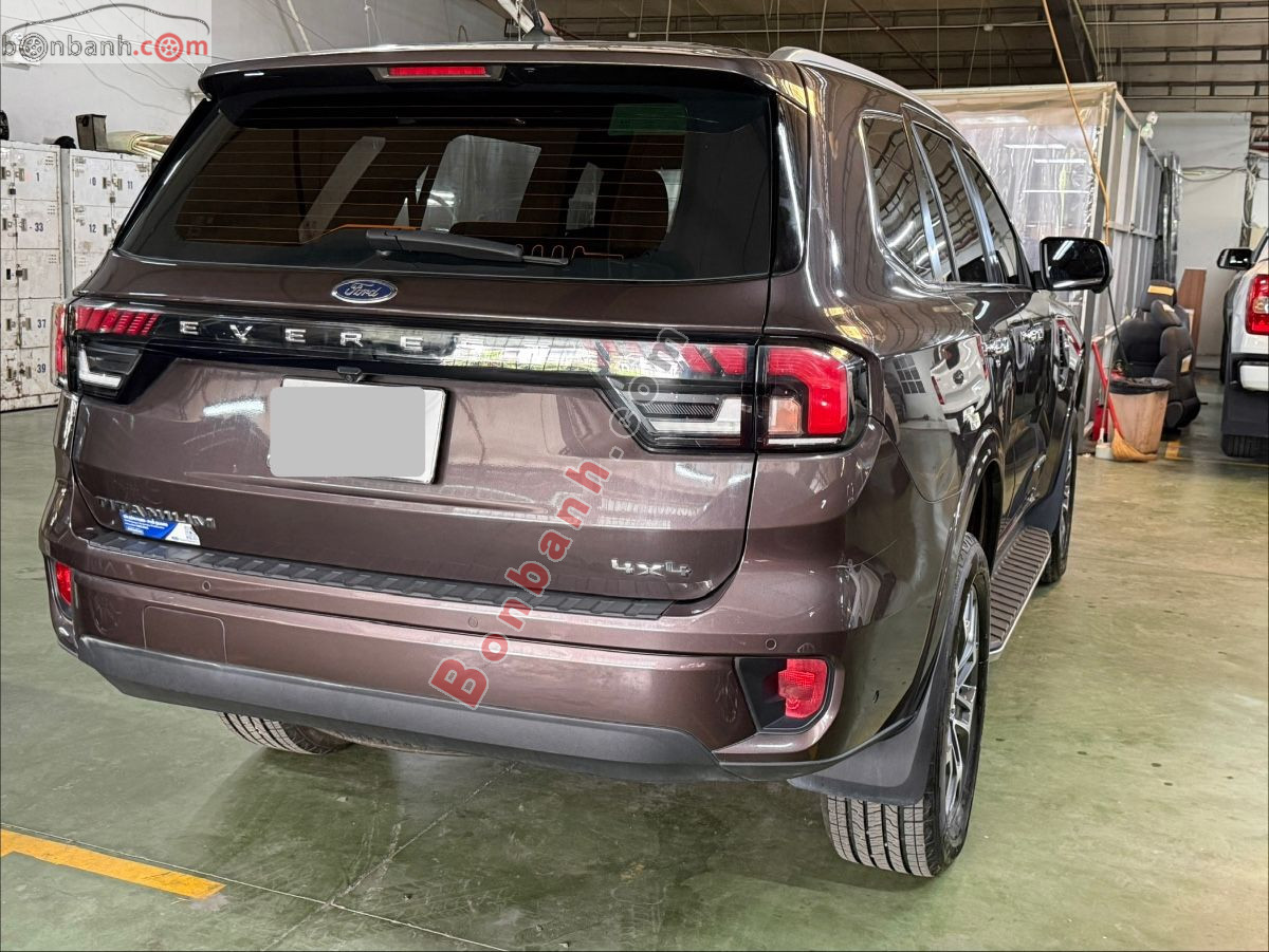 Bán ô tô Ford Everest Titanium Plus 2.0L 4x4 AT - 2022 - xe cũ
