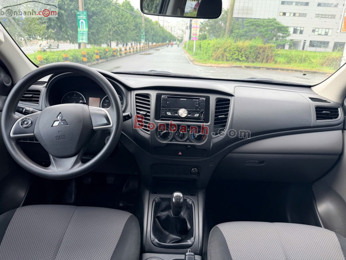 Bán ô tô Mitsubishi Triton 4x2 MT - 2019 - xe cũ