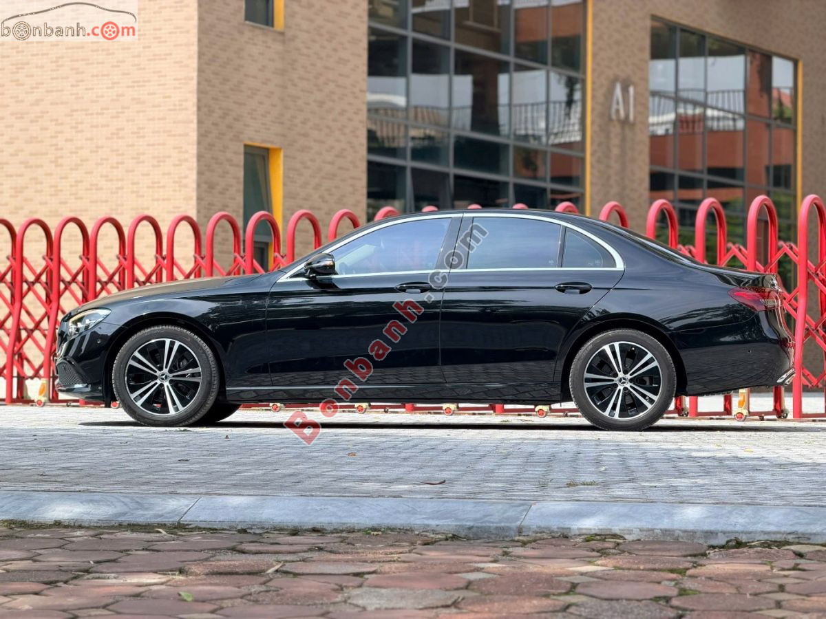 Bán ô tô Mercedes Benz E class E180 - 2022 - xe cũ