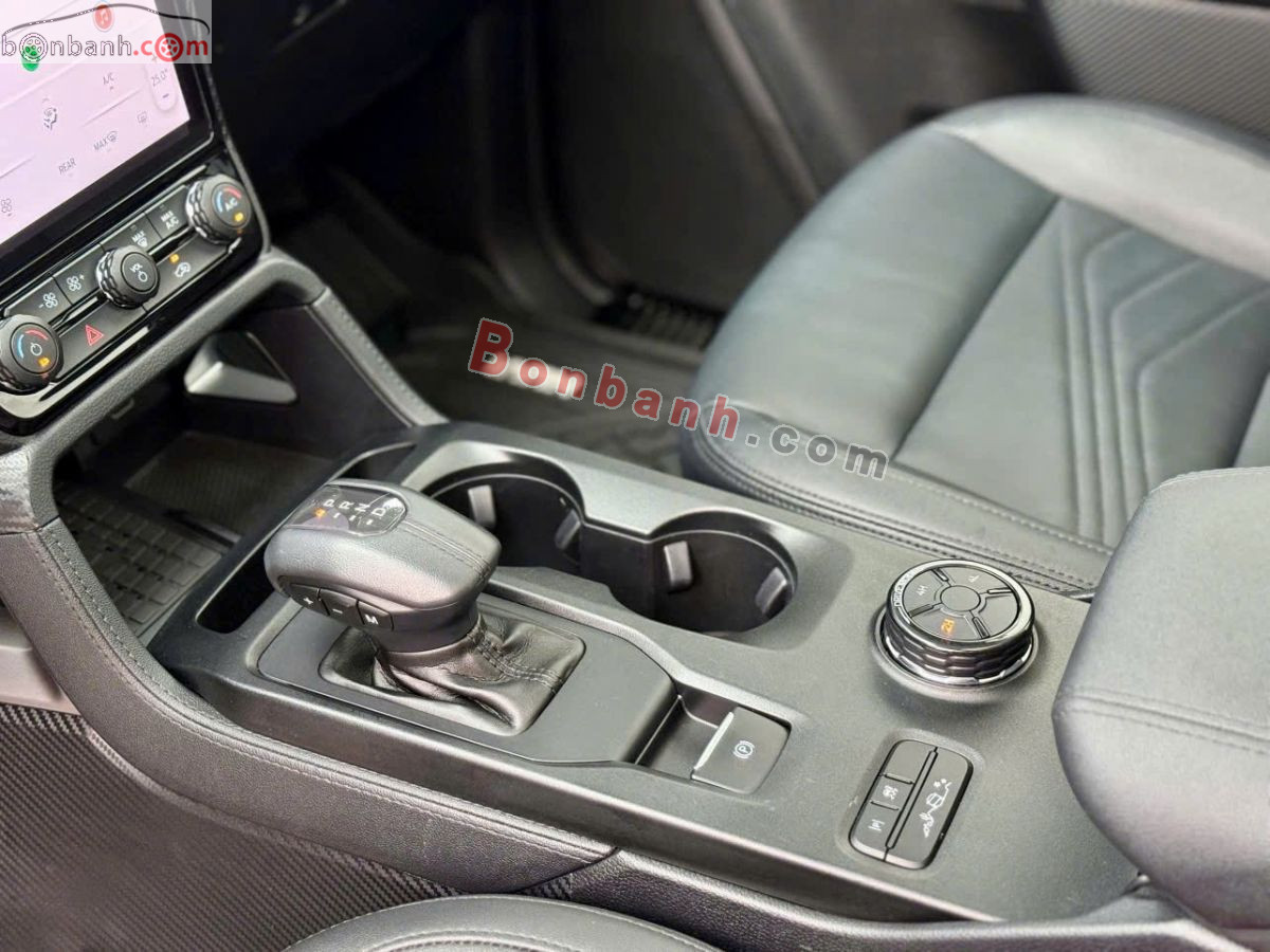 Bán ô tô Ford Everest Titanium Plus 2.0L 4x4 AT - 2024 - xe cũ