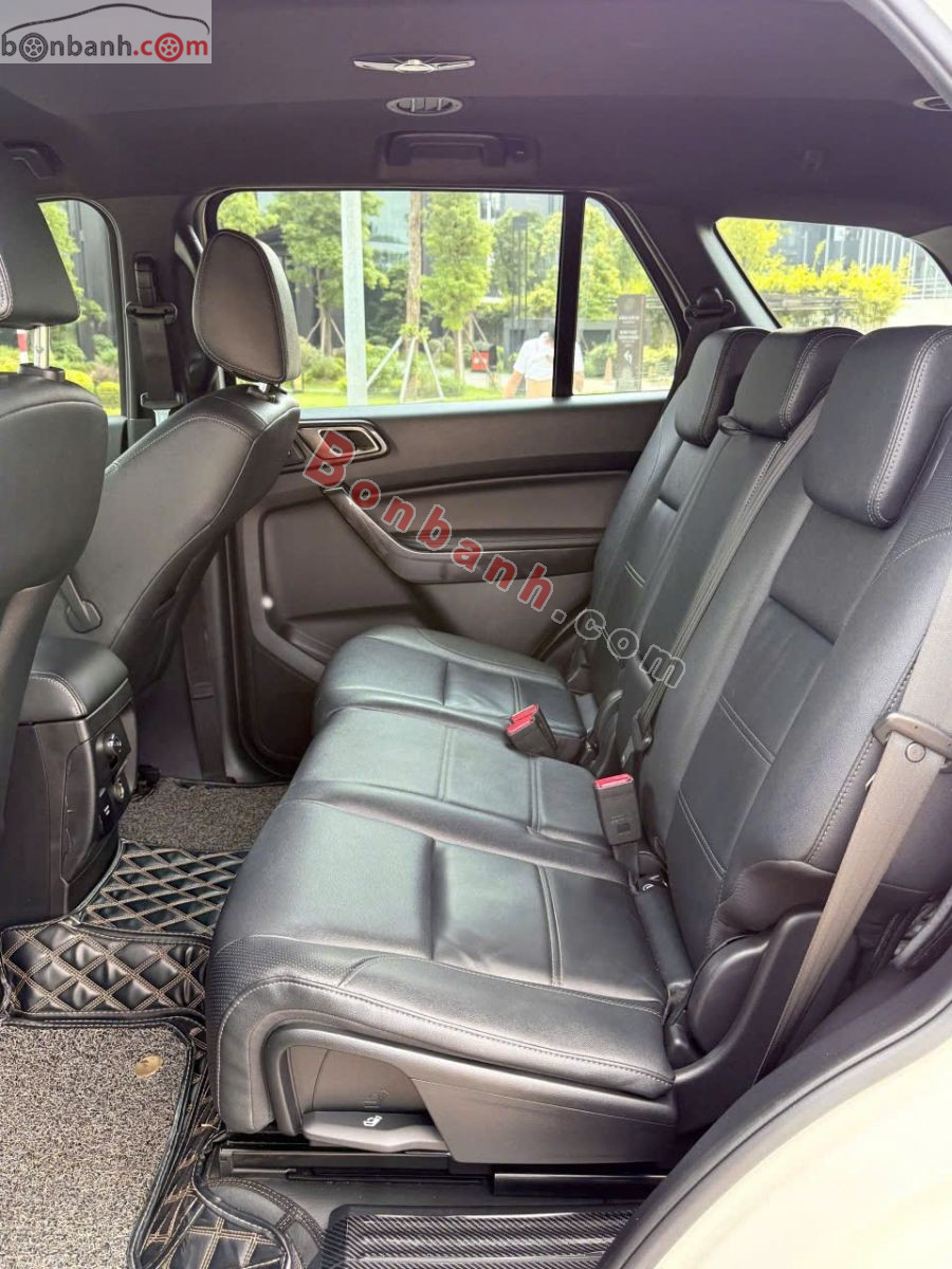 Bán ô tô Ford Everest Titanium 2.0L 4x2 AT - 2022 - xe cũ