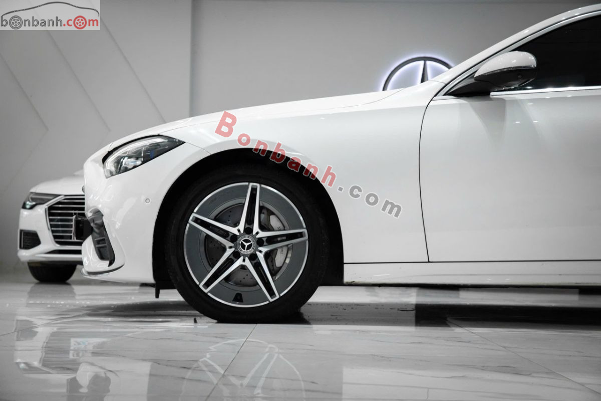 Bán ô tô Mercedes Benz C class C300 AMG - 2022 - xe cũ